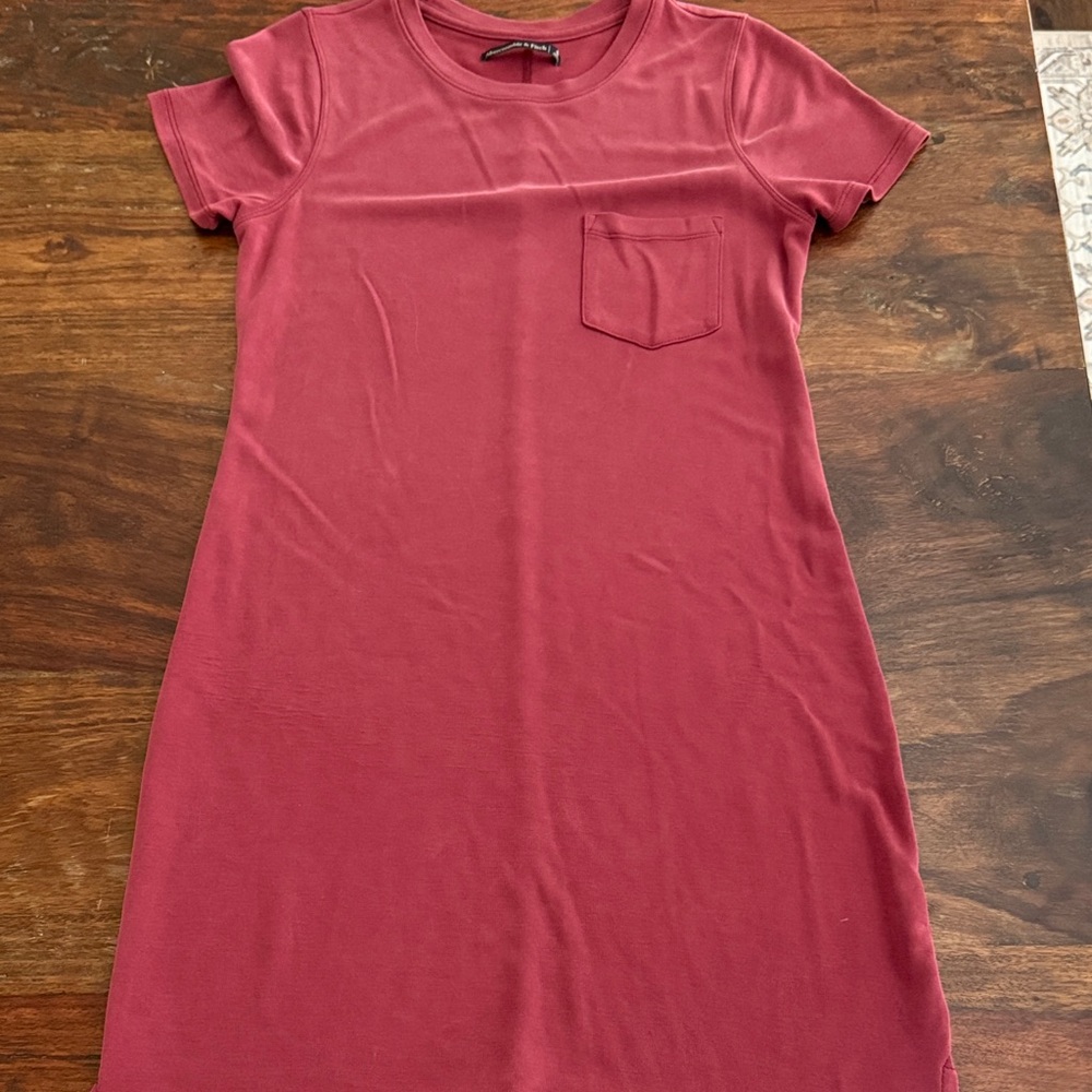 Casual Burgundy T-Shirt Dress